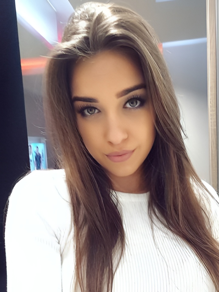 Анфиса привлекальеная девушка из Благодарного цена от 2000 руб