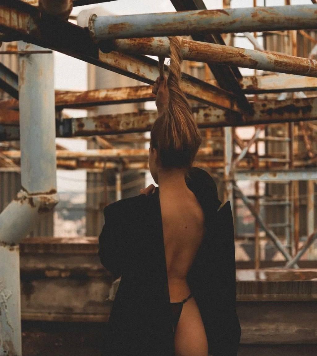 Тонечка привлекальеная девушка из Благодарного цена от 6000 руб