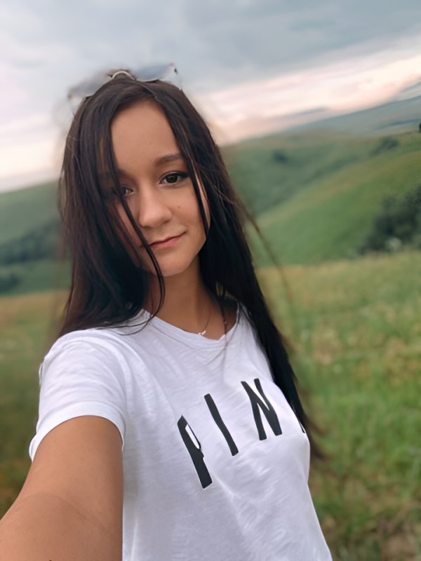 Диана привлекательная девушка из Благодарного цена от 2000 руб