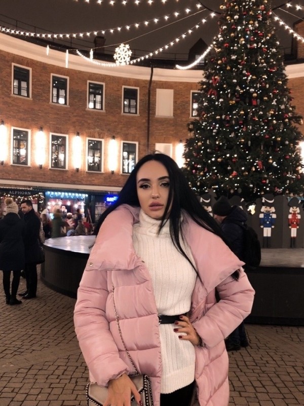 Арина привлекательная девушка из Благодарного цена от 3000 руб