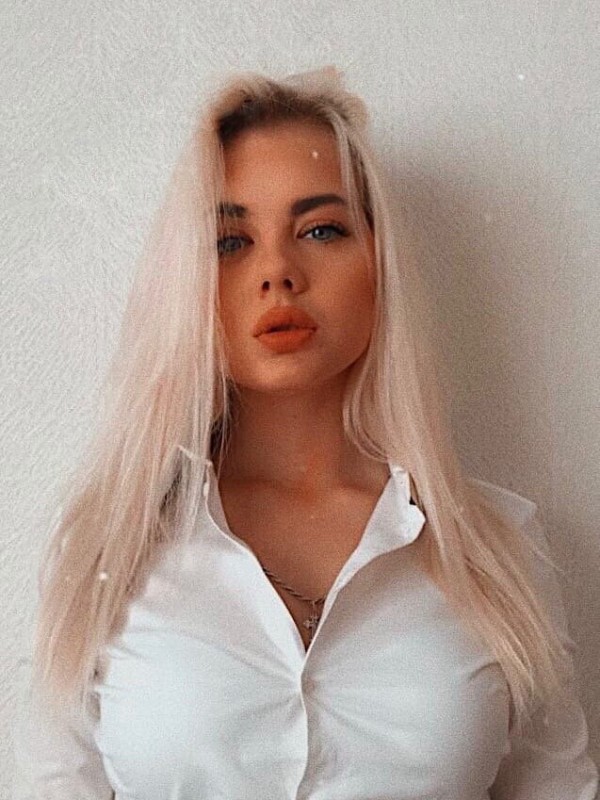 Алена привлекательная девушка из Благодарного цена от 3500 руб